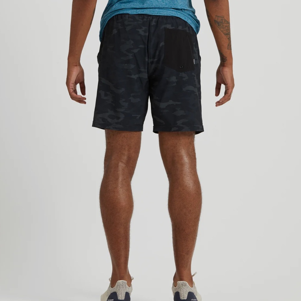 Vuori Kore Black and Grey Camo Shorts 7" - Lined - Picture 2 of 9